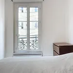 2 Pieces Lumineux Au Calme - Au Coeur Du 17eme - Les Freres De La Loc' Apartman Párizs