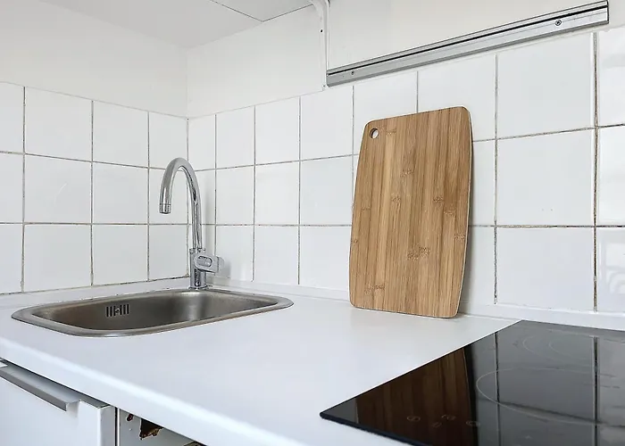 아파트 2 Pieces Lumineux Au Calme - Au Coeur Du 17eme - Les Freres De La Loc'