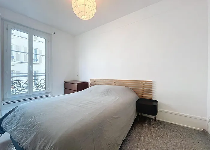 2 Pieces Lumineux Au Calme - Au Coeur Du 17eme - Les Freres De La Loc' 파리